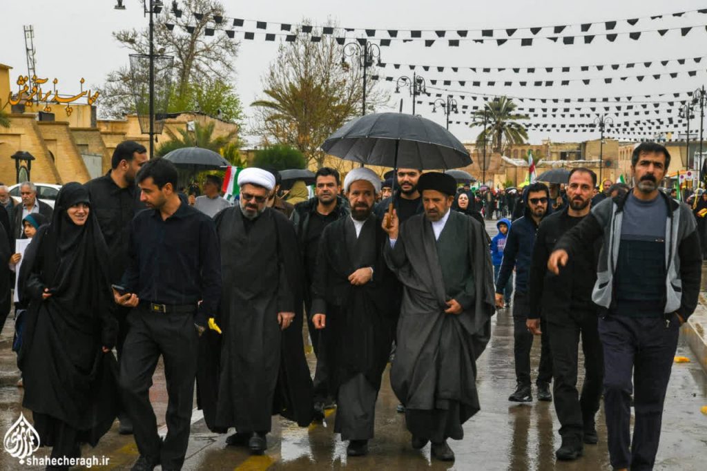 photo 2026 04 07 23 37 36 1024x682 - حماسه حضور، تصاویر | سنگ تمام شیرازی&zwnj;ها در راهپیمایی روز قدس
