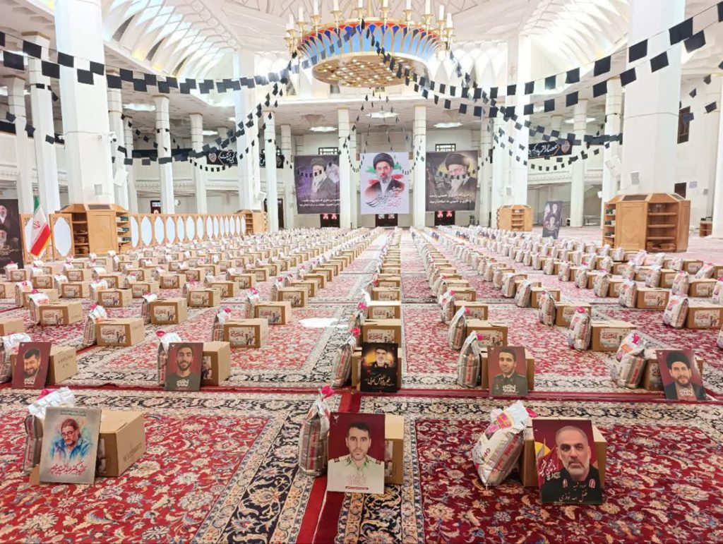 photo 2026 04 07 23 57 10 1024x771 - تصاویر/ توزیع ۵۰۰ بسته معیشتی به ارزش ۱,۷۵۰,۰۰۰,۰۰۰ تومان از سوی حرم مطهر شاهچراغ (ع)