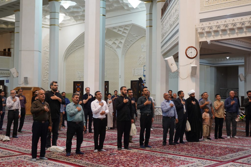 photo 2026 05 17 17 32 50 1024x682 - تصاویر | مراسم شب شهادت امام جواد علیه&zwnj;السلام در حرم مطهر حضرت شاهچراغ علیه السلام