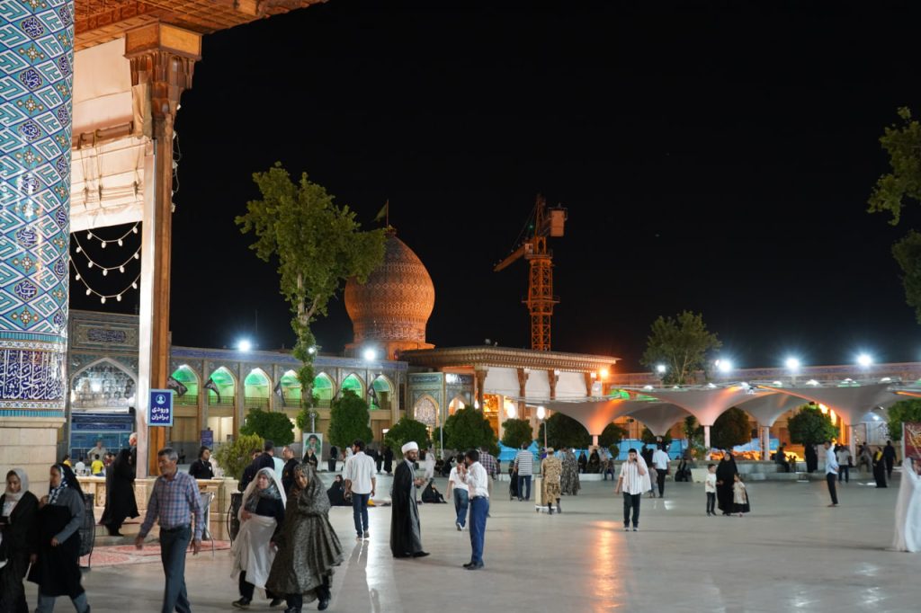 photo 2026 05 17 17 33 06 1024x682 - تصاویر | مراسم شب شهادت امام جواد علیه&zwnj;السلام در حرم مطهر حضرت شاهچراغ علیه السلام