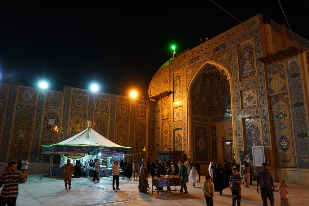 photo 2026 05 17 17 33 13 1024x682 - تصاویر | مراسم شب شهادت امام جواد علیه&zwnj;السلام در حرم مطهر حضرت شاهچراغ علیه السلام