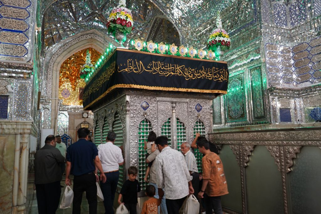 photo 2026 05 17 17 33 15 2 1024x682 - تصاویر | مراسم شب شهادت امام جواد علیه&zwnj;السلام در حرم مطهر حضرت شاهچراغ علیه السلام