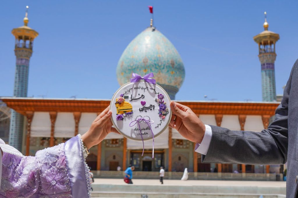 photo 2026 05 20 00 37 48 1024x682 - مراسم عقد ازدواج ۱۶ زوج جوان در حرم حضرت شاهچراغ (ع) به مناسبت سالروز ازدواج حضرت علی(ع) و حضرت فاطمه (س)