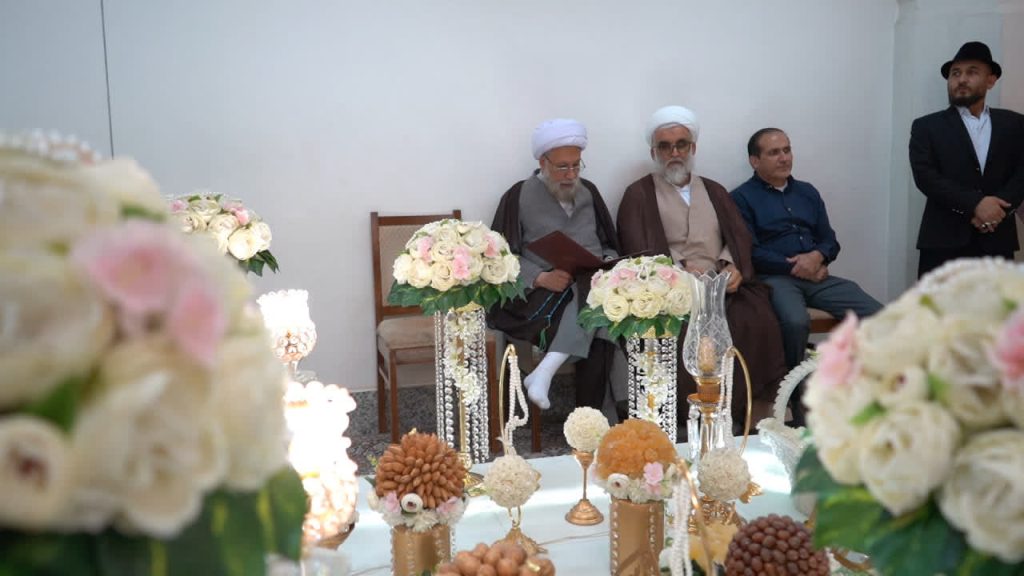 مراسم عقد ازدواج ۱۶ زوج جوان در حرم حضرت شاهچراغ (ع) به مناسبت سالروز ازدواج حضرت علی(ع) و حضرت فاطمه (س) photo 2026 05 20 00 37 53 2 1024x576 - مراسم عقد ازدواج ۱۶ زوج جوان در حرم حضرت شاهچراغ (ع) به مناسبت سالروز ازدواج حضرت علی(ع) و حضرت فاطمه (س)