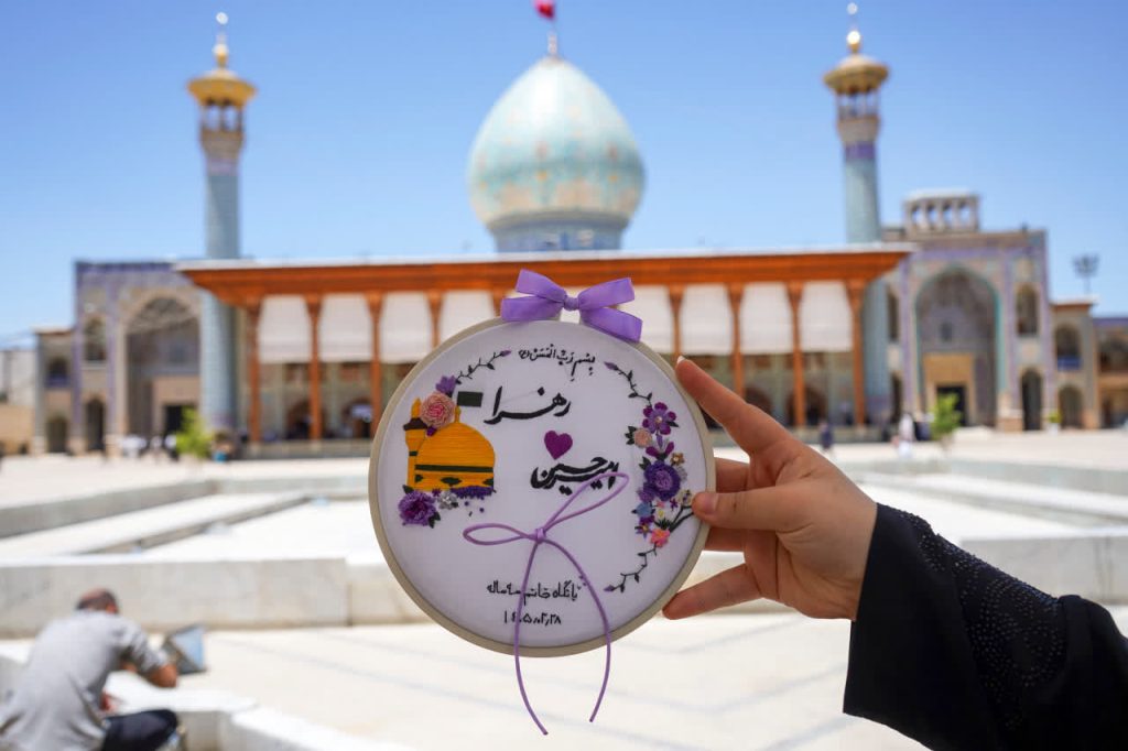 مراسم عقد ازدواج ۱۶ زوج جوان در حرم حضرت شاهچراغ (ع) به مناسبت سالروز ازدواج حضرت علی(ع) و حضرت فاطمه (س) photo 2026 05 20 00 38 41 1024x682 - مراسم عقد ازدواج ۱۶ زوج جوان در حرم حضرت شاهچراغ (ع) به مناسبت سالروز ازدواج حضرت علی(ع) و حضرت فاطمه (س)