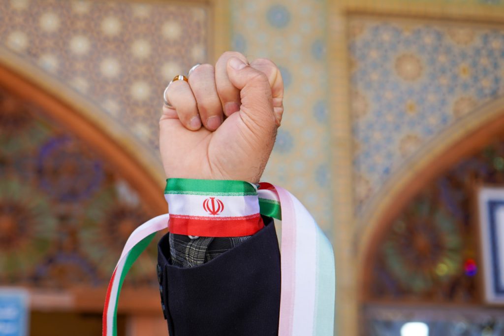 photo 2026 05 24 13 45 21 2 1024x682 - قسم به مشت گره کرده