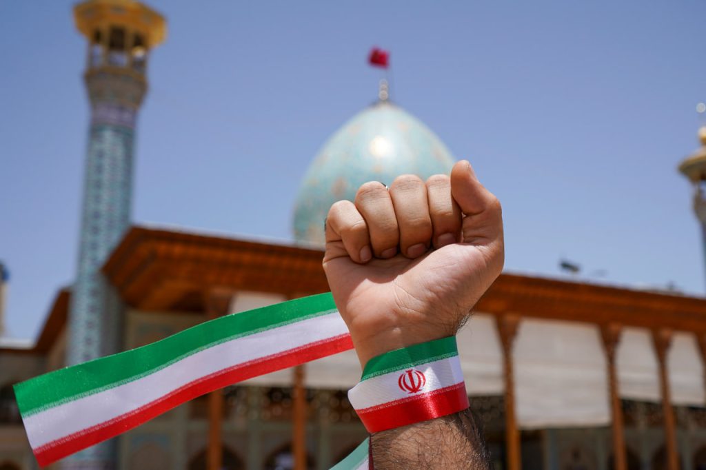 قسم به مشت گره کرده photo 2026 05 24 13 45 24 2 1024x682 - قسم به مشت گره کرده