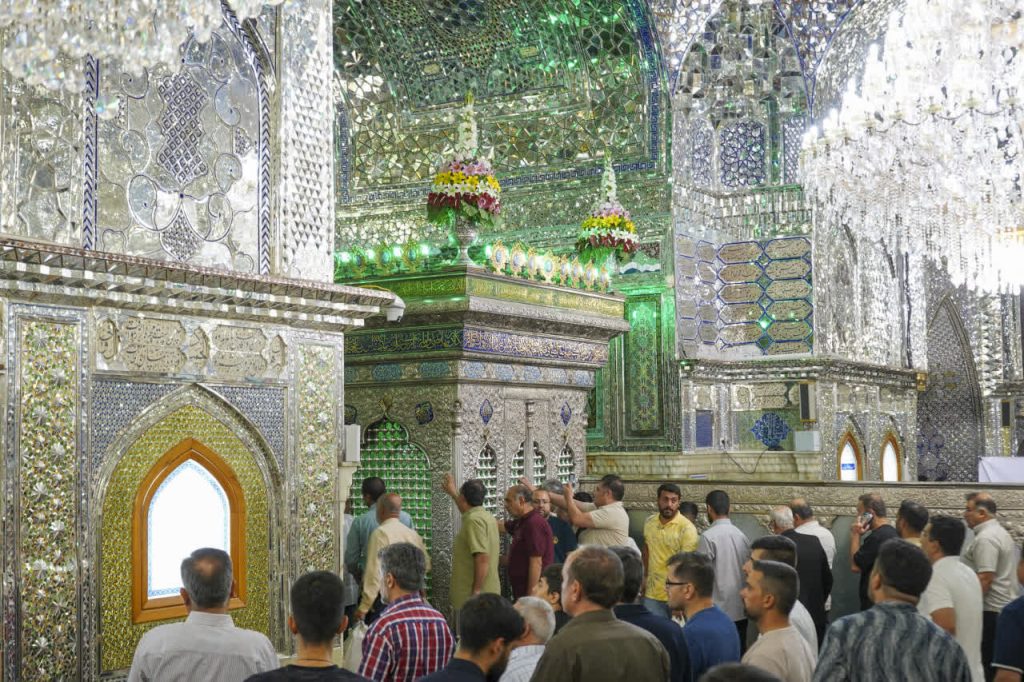 photo 2026 05 26 01 57 20 1024x682 - تصاویر | حال و هوای حرم مطهر حضرت شاهچراغ علیه&zwnj;السلام
