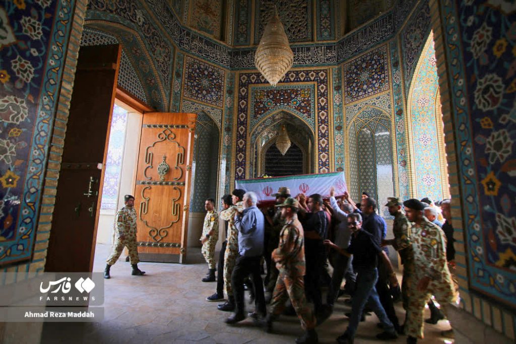 آیین وداع و تشییع شهید تکاور تیپ ۵۵ هوابرد شیراز photo 2026 05 26 02 54 41 1024x683 - آیین وداع و تشییع شهید تکاور تیپ ۵۵ هوابرد شیراز