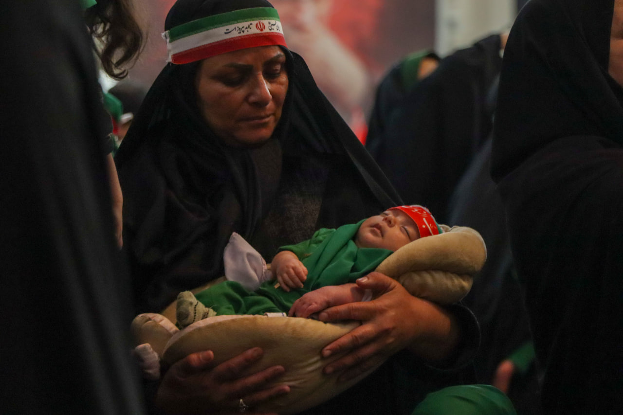 همایش شیرخوارگان حسینی در حرم حضرت شاهچراغ علیهالسلام photo 2026 06 19 12 44 28 2 - همایش شیرخوارگان حسینی در حرم حضرت شاهچراغ علیهالسلام